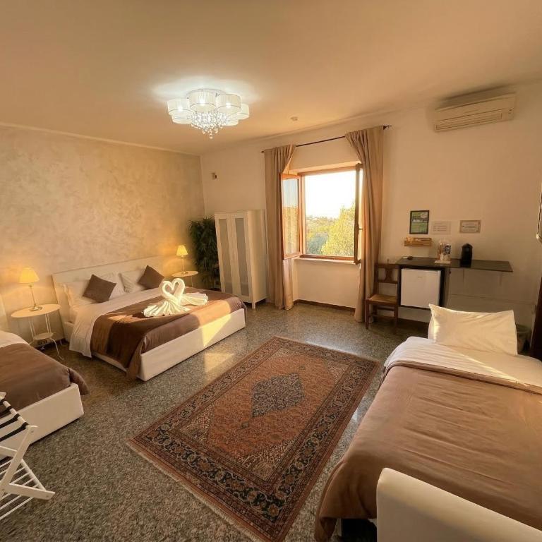 Vitti's Home Verona - Double Room with Private Bathroom - 9