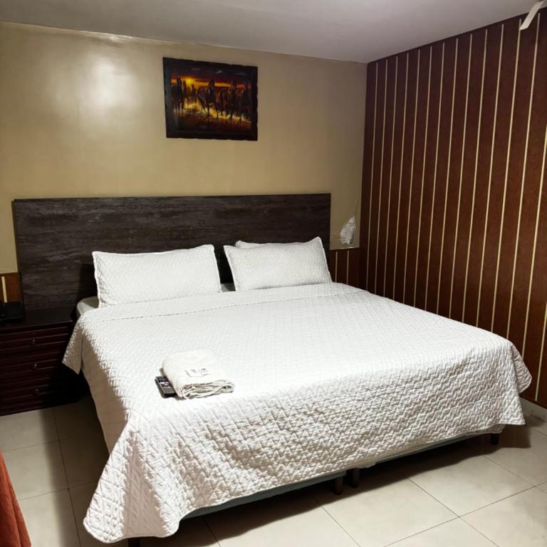 Hostal Casa Grande - Habitación con cama extragrande. - 1