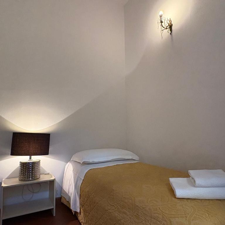 B&B Cosy House - Camera Tripla con Bagno Privato - 10