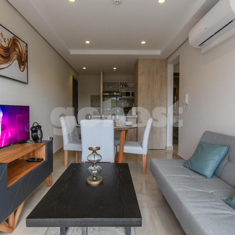 Modern and chic loft close to the Airport in Luque - Apartment - 3
