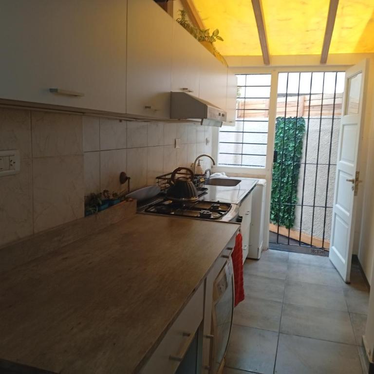 BINGUS 2 - Two-Bedroom House - 26