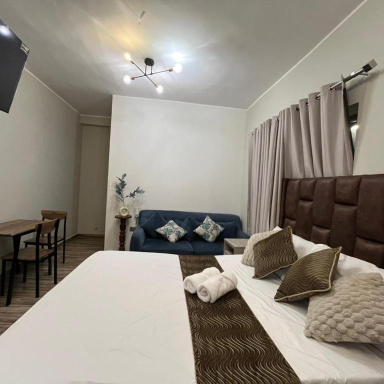 Ciudad Del Sol Hostel - Deluxe King Room - 4