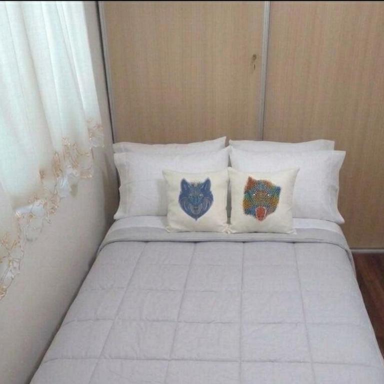 Casa Luz 3-Room Apartment with a Balcony in Almagro for 4 - Two-Bedroom Apartment - 11