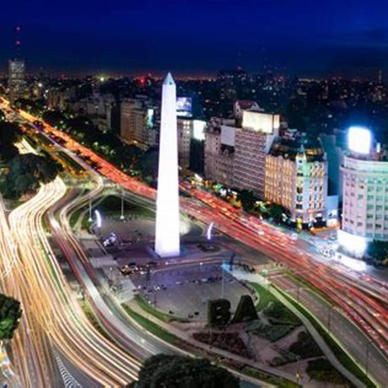 Flexible Check-in! Uruguay y Av Cordoba Amplio Apartamento en Pleno Centro de Buenos Aires, zona Teatro Colon, Restaurantes - Apartamento de 2 dormitorios - 1
