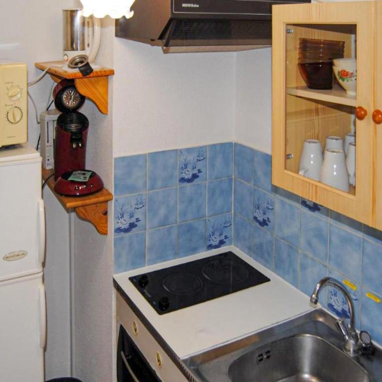 Amazing Apartment In Le Grau Du Roi With Wifi - Two-Bedroom Apartment - 5