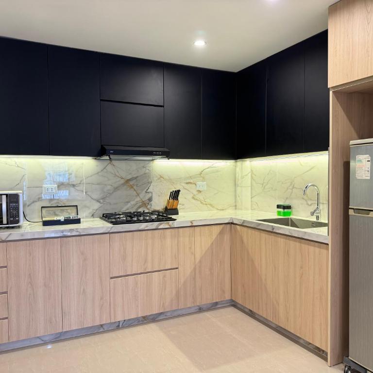 Lilia department - Three-Bedroom Apartment - 5
