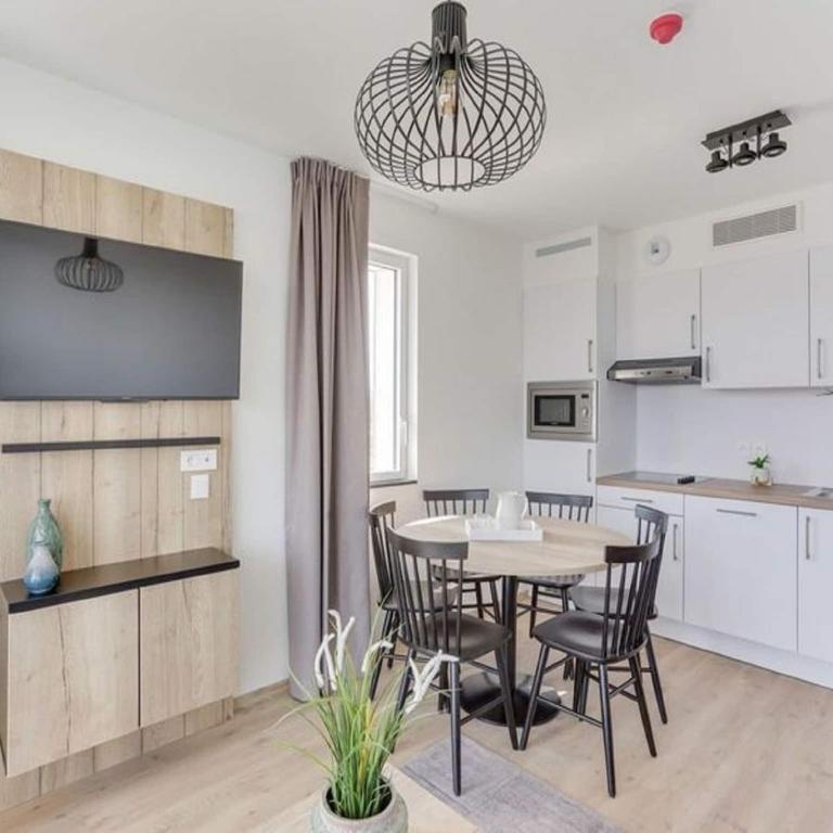 Relaxing Riverfront Apartment for 6 - Appartement 2 Chambres - 3