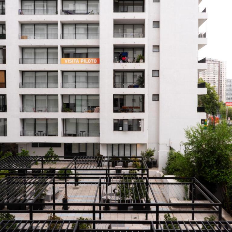 Frente a Hospital U de Chile - One-Bedroom Apartment - 4