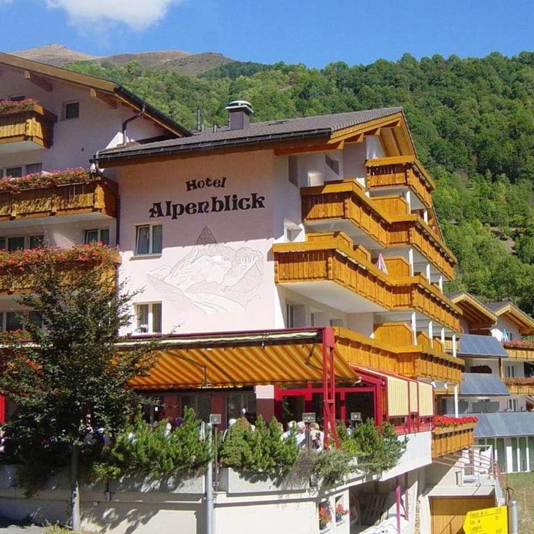 Elegant Fieschertal Alpine Chalet for 8 - Superior Chalet - 15