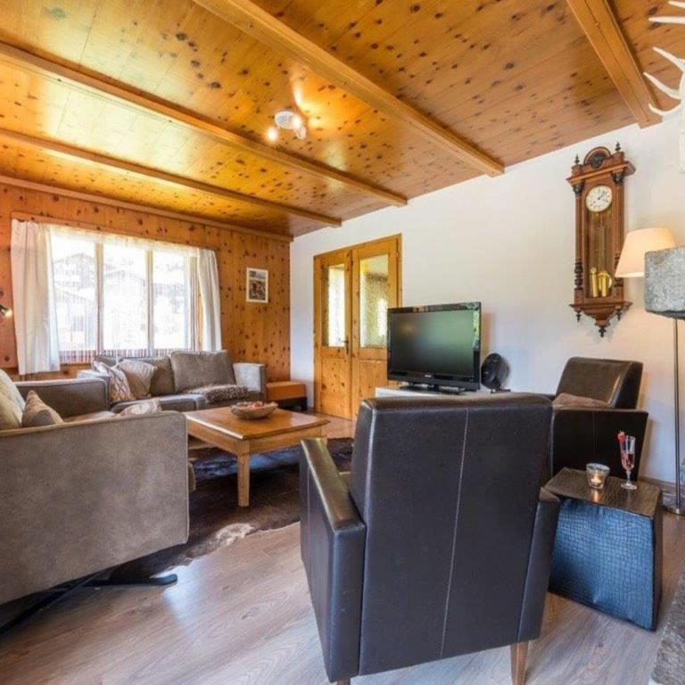 Elegant Fieschertal Alpine Chalet for 8 - Superior Chalet - 4