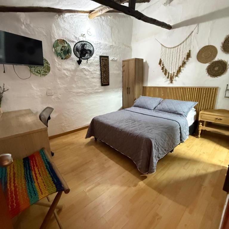 Hostal Casablanca - Habitación Doble con baño privado - 2