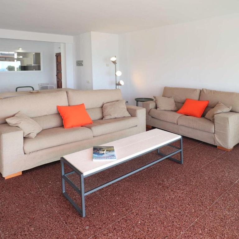 Amplio apartamento de 4 habitaciones en primera línea para 6 personas en Sant Feliu de Guíxols, con Wi-Fi - ES-298-50 - Apartamento - 12