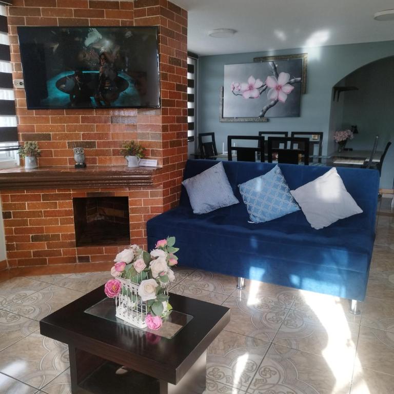 Vista Hermosa Luxury Apartment - Three-Bedroom Apartment - 2