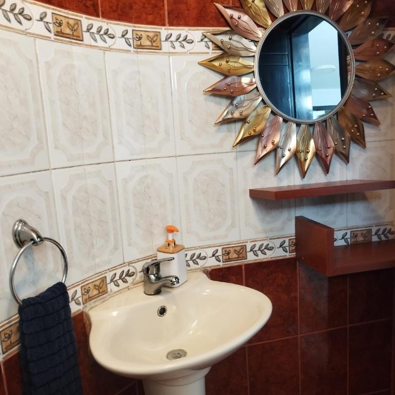 Vista Hermosa Luxury Apartment - Three-Bedroom Apartment - 39