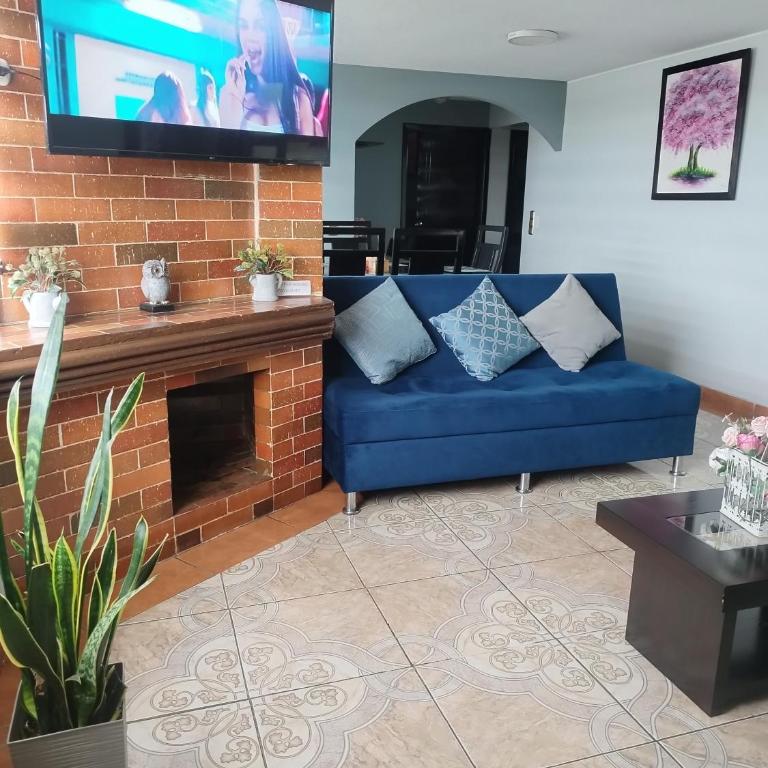 Vista Hermosa Luxury Apartment - Three-Bedroom Apartment - 1