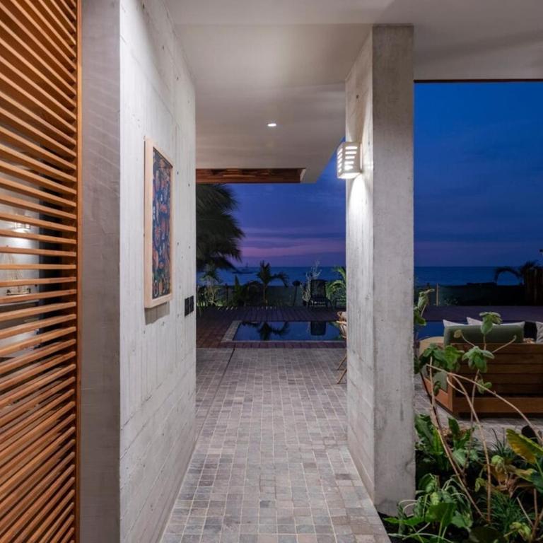 Punta Sal Luxury Beachfront Villa Palo Santo House - Villa - 17