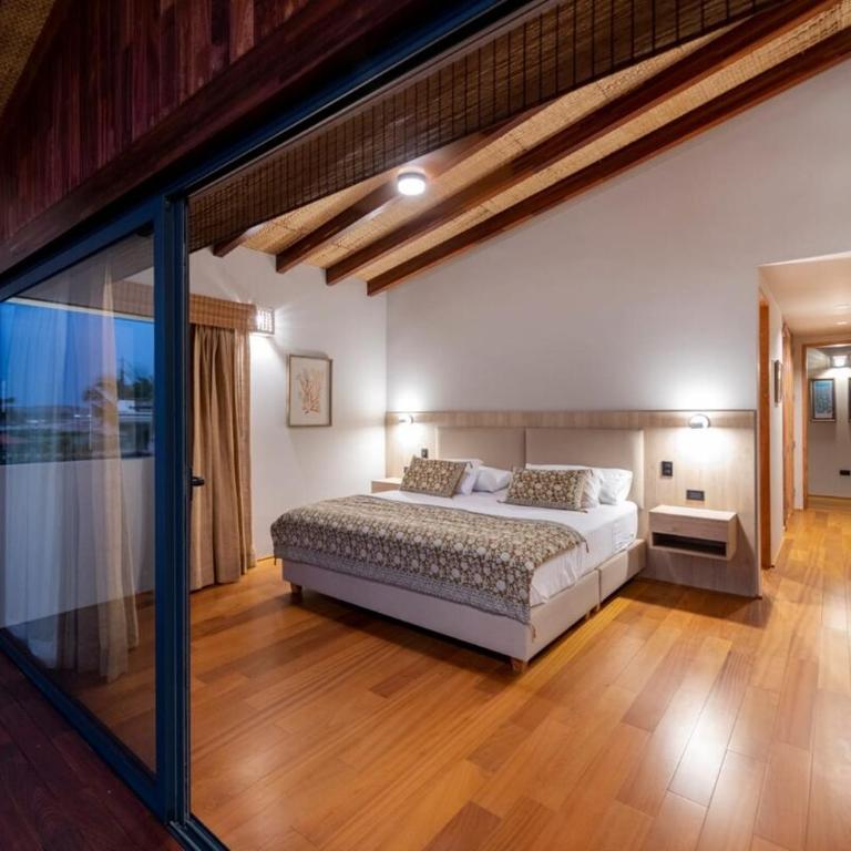 Punta Sal Luxury Beachfront Villa Palo Santo House - Villa - 19
