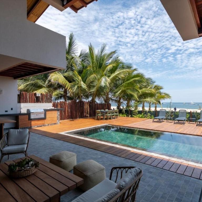 Punta Sal Luxury Beachfront Villa Palo Santo House - Villa - 22