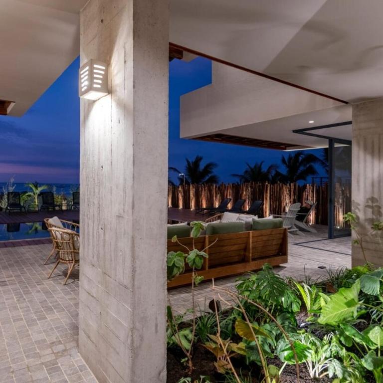 Punta Sal Luxury Beachfront Villa Palo Santo House - Villa - 26