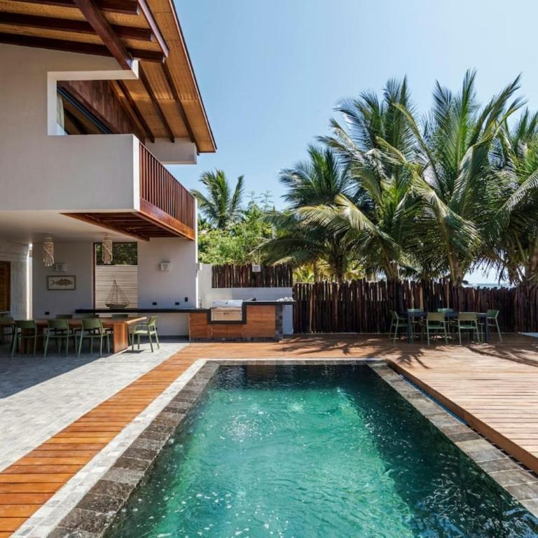 Punta Sal Luxury Beachfront Villa Palo Santo House - Villa - 8