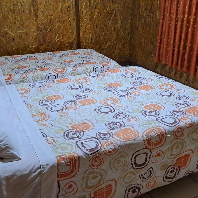 Hospedaje El Manantial - Family Room with Shared Bathroom - 4