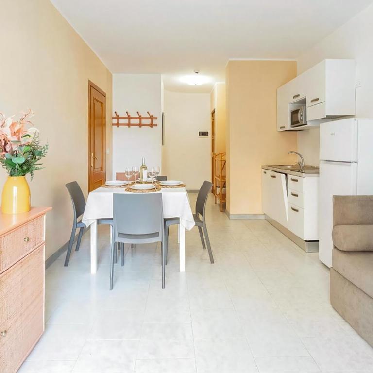 Bilo 4 - One-Bedroom Apartment - 2