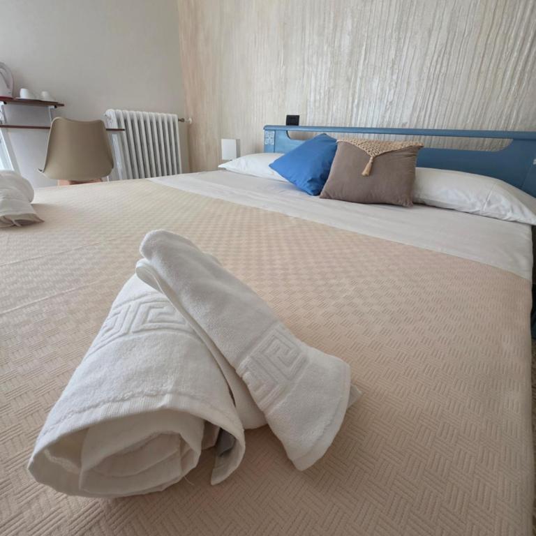Casa a Pennello Bed & Breakfast - Dove l'arte incontra l'ospitalità - Camera Matrimoniale con Bagno Privato - 19