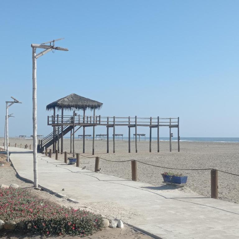 Casa de Playa con dos terrazas a pasos del mar - Casa de 3 dormitorios - 12