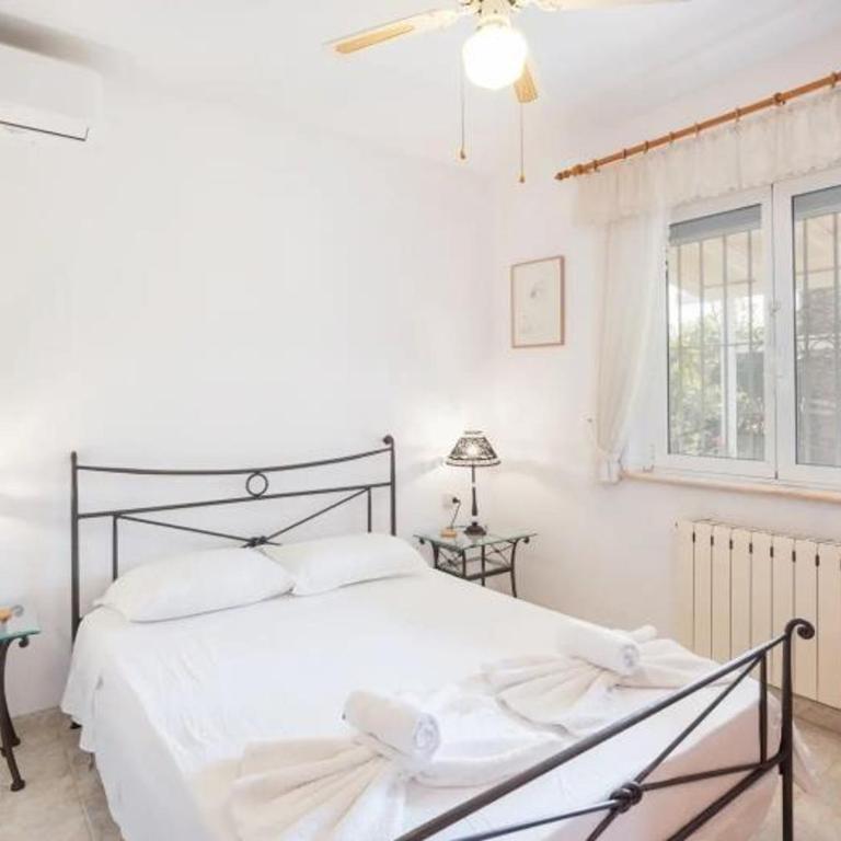 Villa espaciosa con piscina privada - 6 pers. - ES-373-83 - Villa - 13