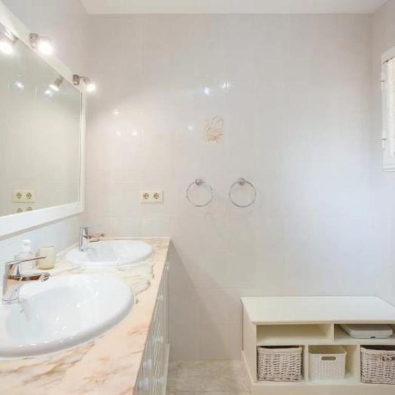 Villa espaciosa con piscina privada - 6 pers. - ES-373-83 - Villa - 17