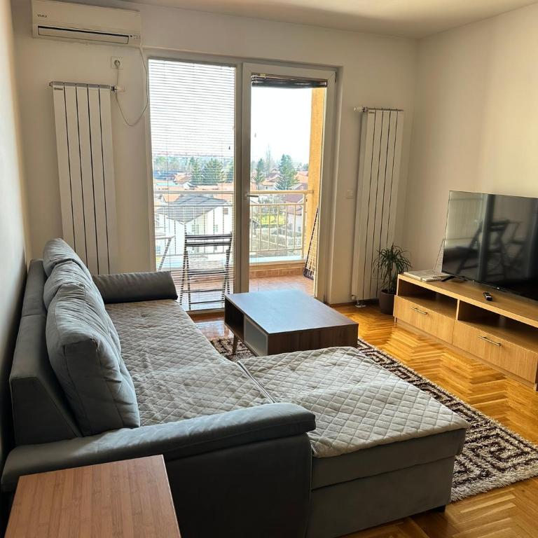 Air Urban - Three-Bedroom Apartment - 18