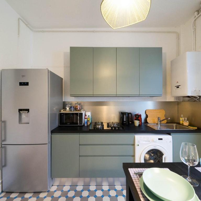 AppartUnique - Chez Klein - Balcon, Lumineux & Spacieux - Appartement 2 Chambres - 11