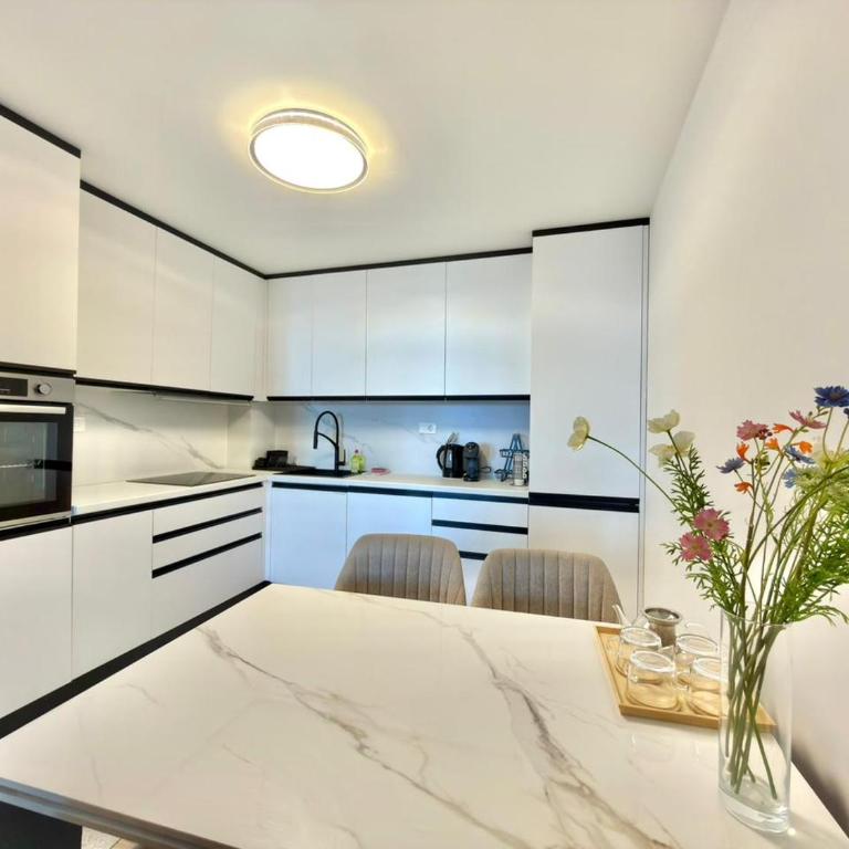 Apartments Azimut Rezevici - Apartman sa 2 Spavaće Sobe - 27