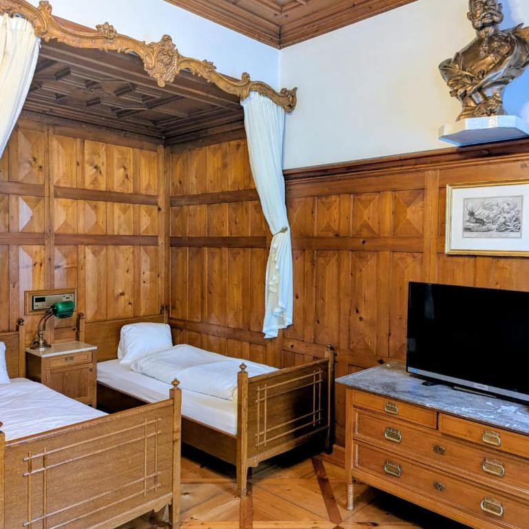 Villa Solitude - Großes Zweibettzimmer - 7