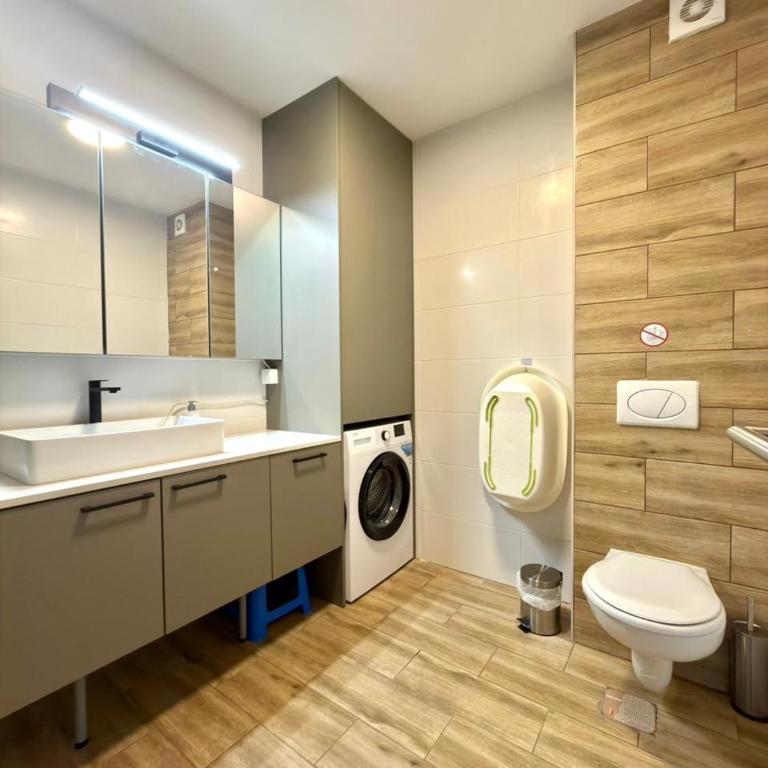 Apartments Azimut Rezevici - Apartman sa 2 Spavaće Sobe i Pogledom na More - 18