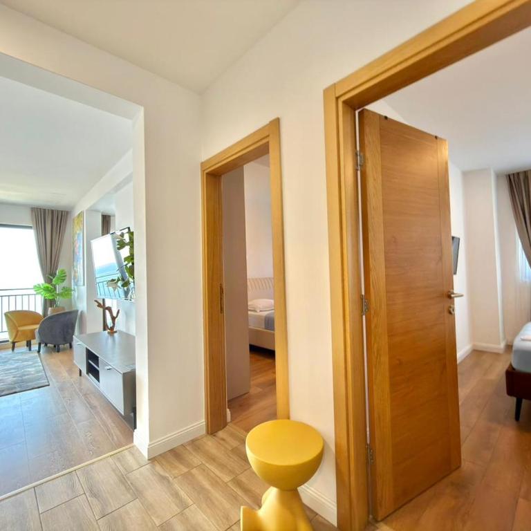 Apartments Azimut Rezevici - Apartman sa 2 Spavaće Sobe i Pogledom na More - 5