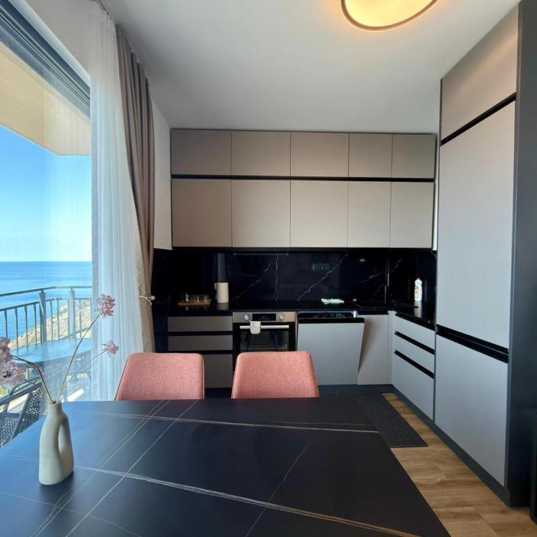 Apartments Azimut Rezevici - Apartman sa 2 Spavaće Sobe i Pogledom na More - 25
