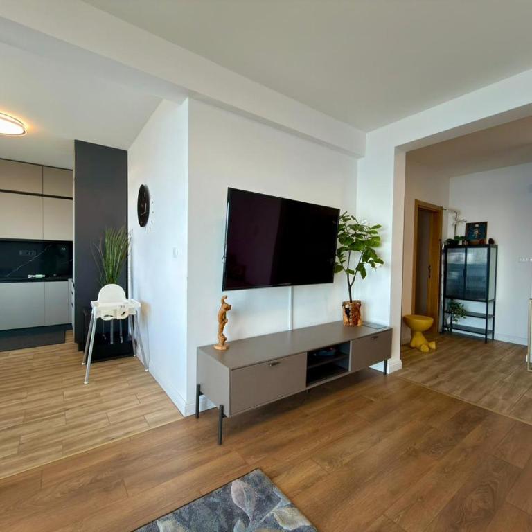 Apartments Azimut Rezevici - Apartman sa 2 Spavaće Sobe i Pogledom na More - 17