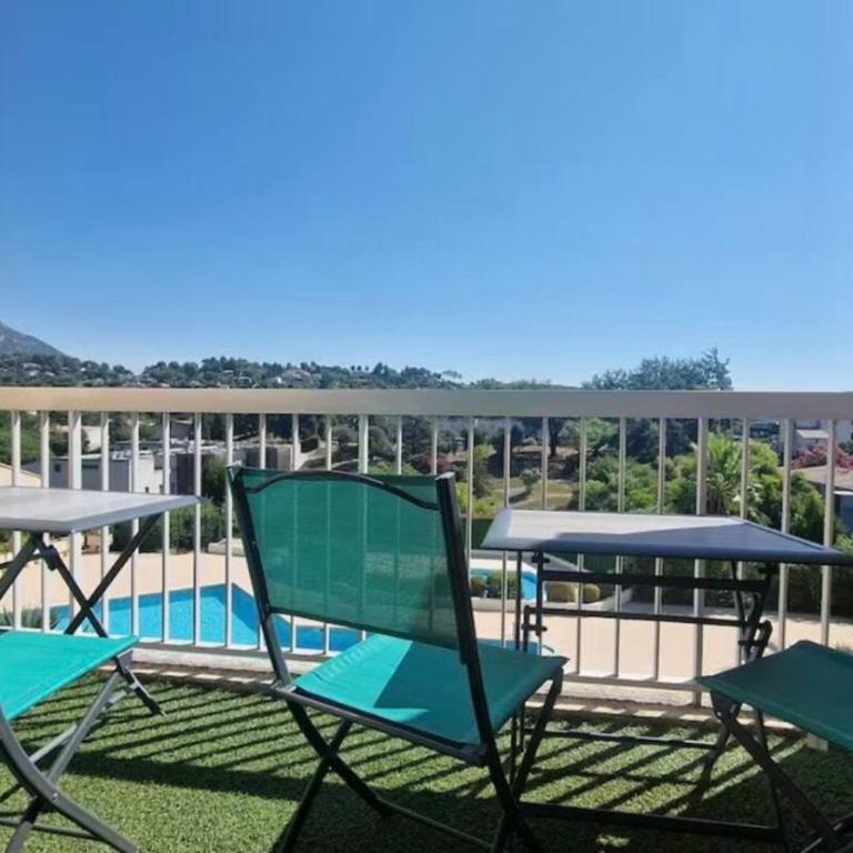Appartement au calme, avec piscine et vue dégagée - Appartement 1 Chambre - 7
