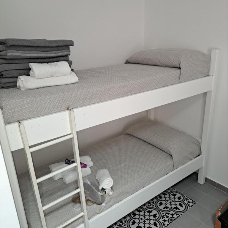 B&B Pepe Rosa Tropea - Quadruple Room with Private Bathroom - 1