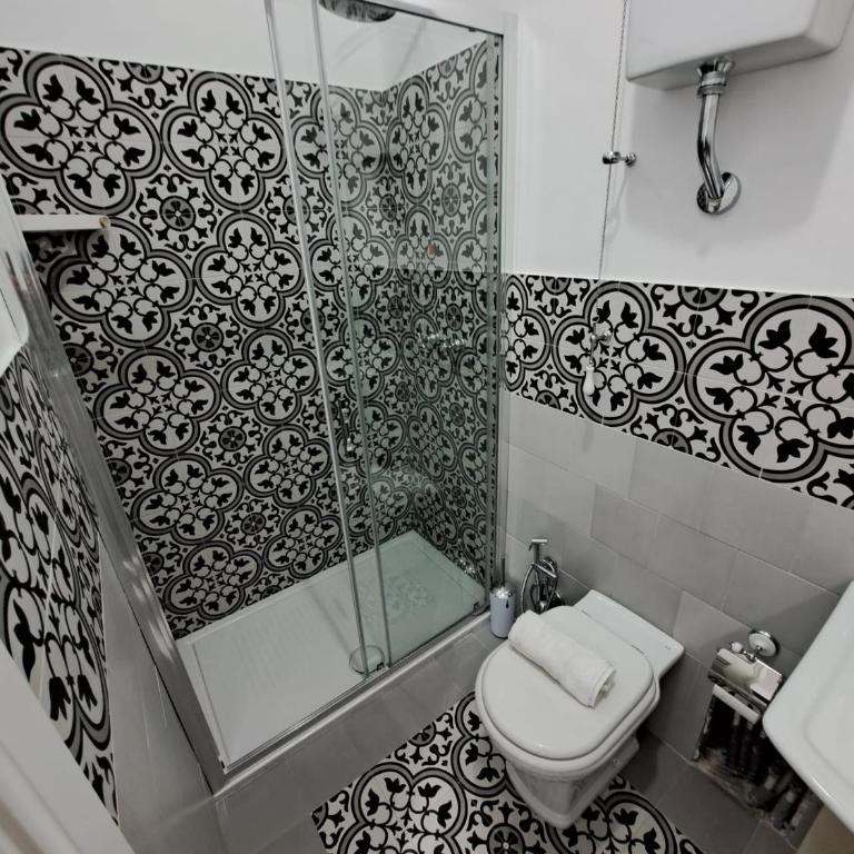 B&B Pepe Rosa Tropea - Quadruple Room with Private Bathroom - 2