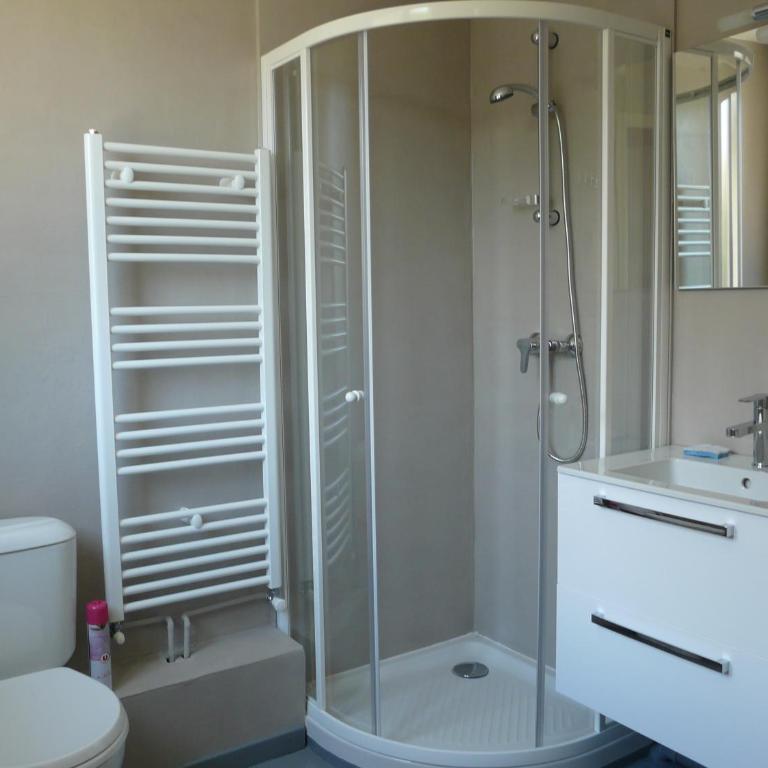 Chalet les Ombrettes - Studio - Vue sur Montagne - 4