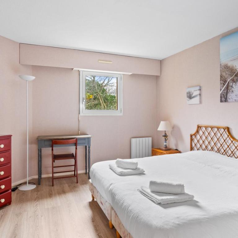 Spacieux 3 pièces avec terrasse, plage à 3 min, linge et ménage inclus - Appartamento con 2 Camere da Letto - 4