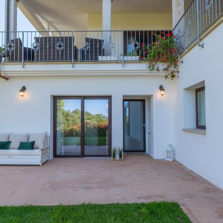 Hotiday Elite Suites Porto Rotondo - Suite Deluxe - 1