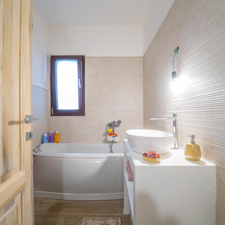 Hotiday Elite Suites Porto Rotondo - Suite Deluxe - 14