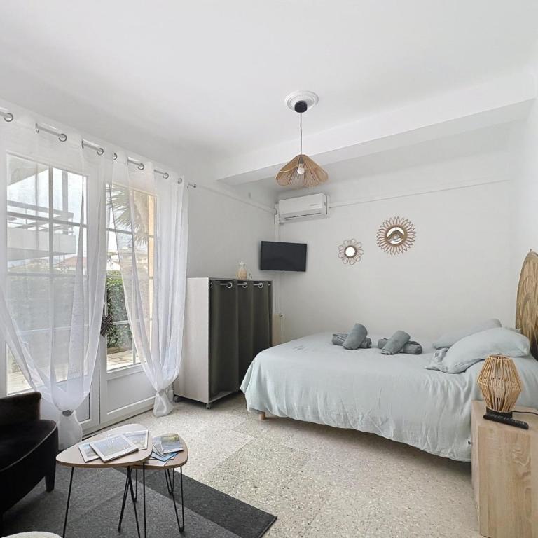 Charmant cocon lumineux avec extérieur à 150m de la plage - Apartment mit 1 Schlafzimmer - 5