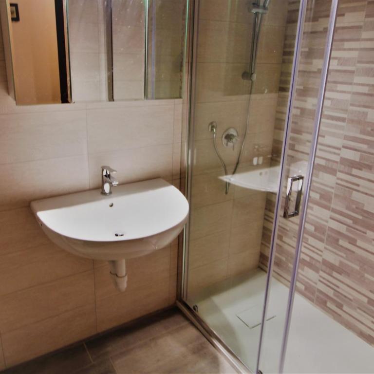 Residence Schubert - Appartamento con 1 Camera da Letto e Terrazza - 3