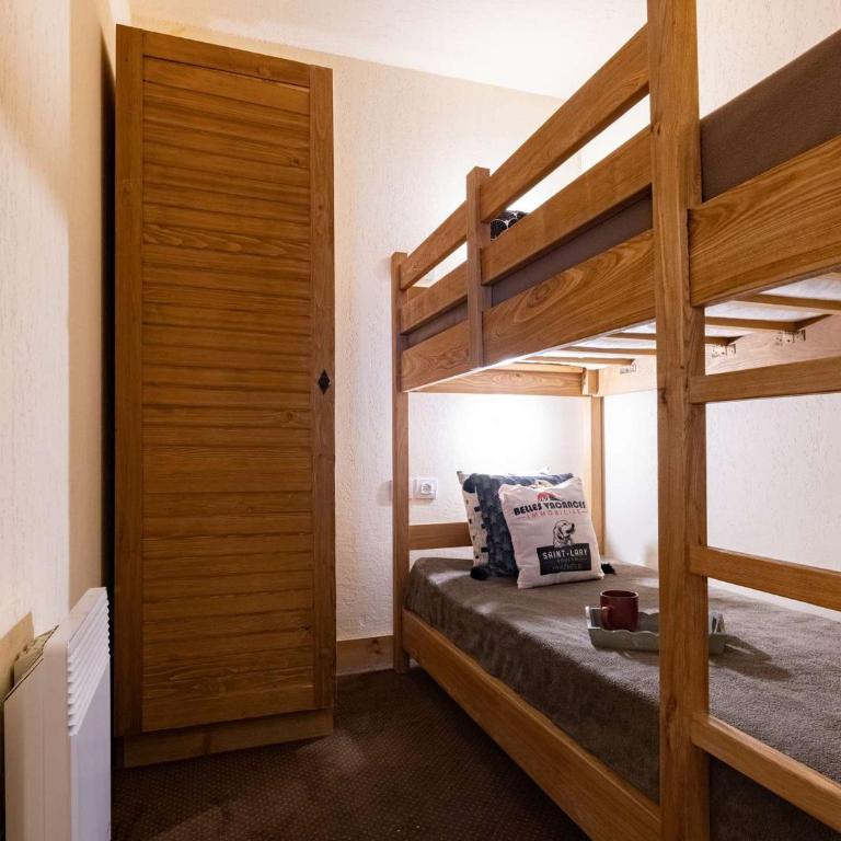 Appartement de 8 personnes avec piscine et sauna, centre-ville Saint-Lary-Soulan - FR-1-296-405 - Appartement - 6