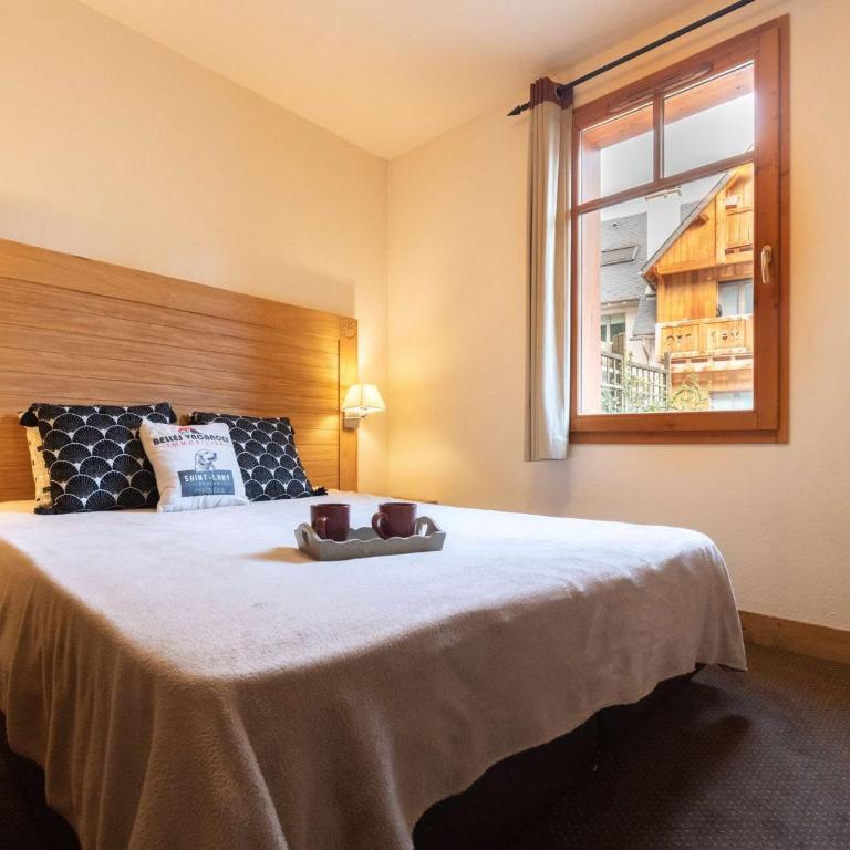 Appartement de 8 personnes avec piscine et sauna, centre-ville Saint-Lary-Soulan - FR-1-296-405 - Appartement - 8