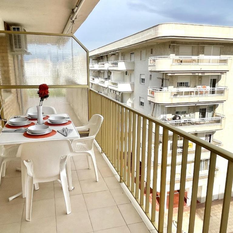 APARTBEACH ADRIATICO RELAX y VISTAS PLAYA - Apartment - 16